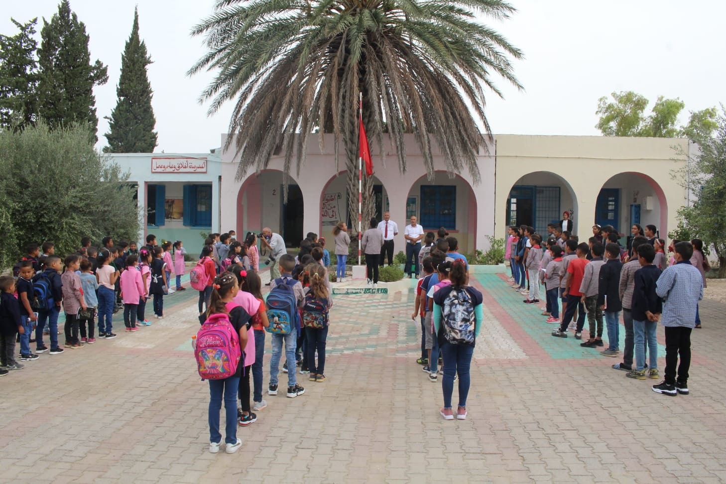 تنطلق اليوم وسط تحديات جدية..  أكثر من مليوني تلميذ يجددون العهد مع مقاعد الدراسة..